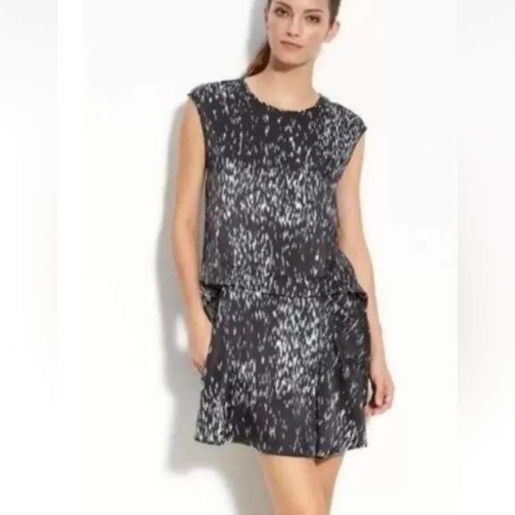 Theory Rikina Flame Silk Chiffon Sleeveless Drape Shift Dress Womens Sz 8 - Picture 2 of 14